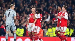 还带动了周 还带动了周